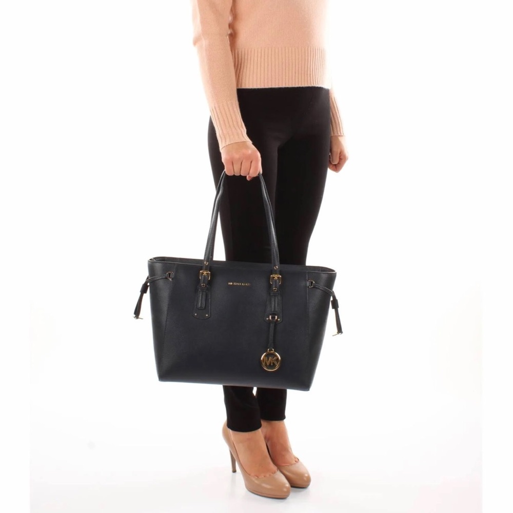 Michael Kors shoulder bag navy - Picture 1 of 11